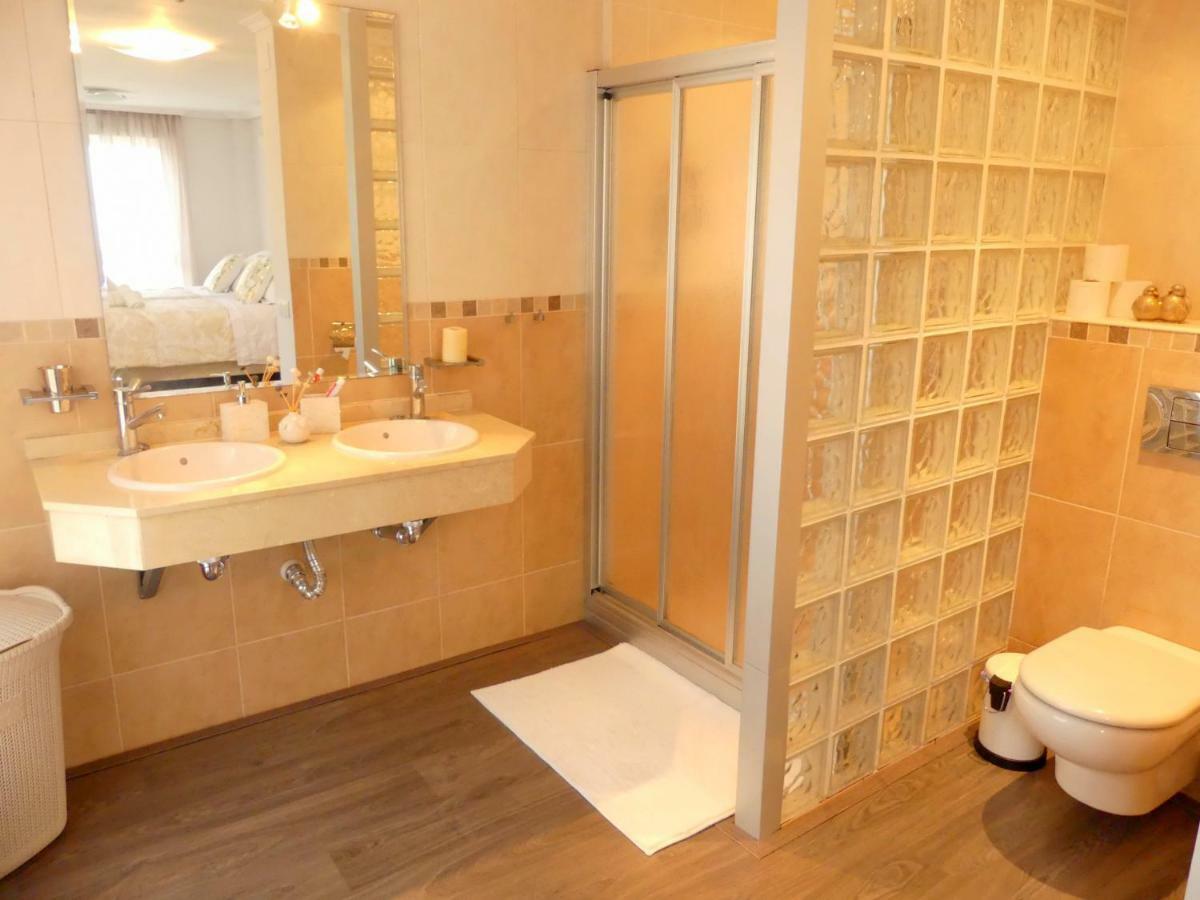 Duplex La Carihuela 1ª Linea De Playa Apartamento Costa Del Sol Torremolinos Eksteriør billede